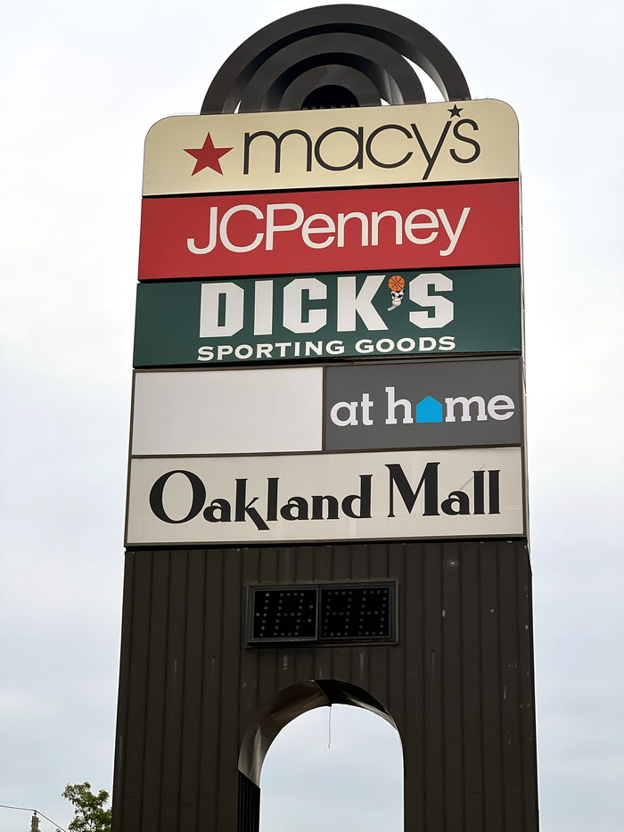 Oakland Mall - July 23 2022 (newer photo)